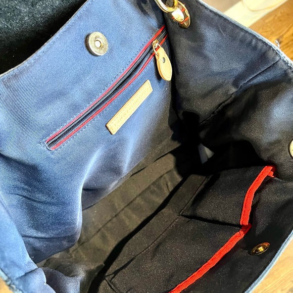 Pre-Owned Tommy Hilfiger Tote - Picture 4 of 6
